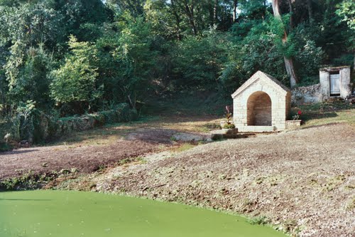 Fontaine  du matelot du hameau de Montormentier